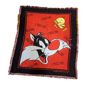 Vintage 1993 I Tawt I Taw A Puddy Tweety Bird Sylvester Blanket